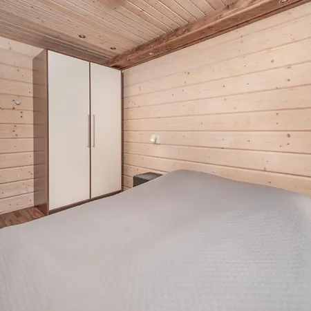 Yllaeksen Taiga Alpehytte Ylläsjärvi