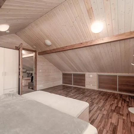 Yllaeksen Taiga Ylläsjärvi